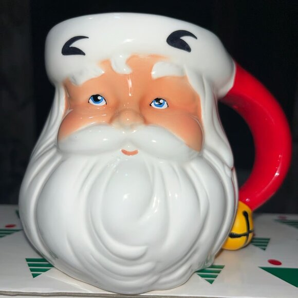 Lot of 4 Vtg 1986 Avon Jolly Santa Christmas Mugs Handpainted - Picture 2 of 4
